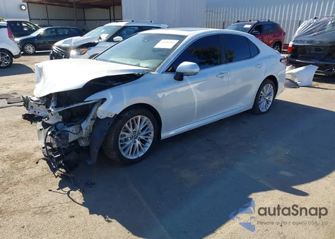 2020 Toyota Camry Xle Hybrid из США, поврежденный, VIN 4T1F31AK6LU530201